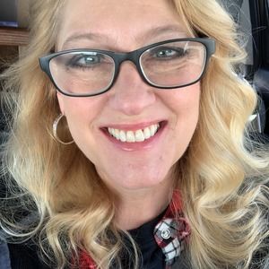 Meet your Posher, Loretta